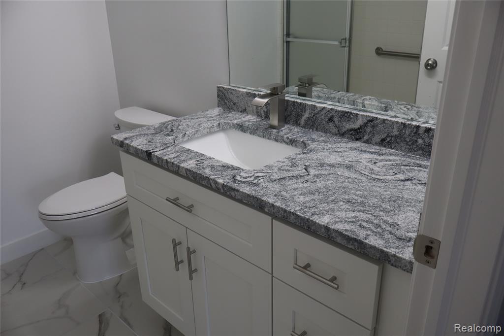 44755 Marigold Drive, Sterling Heights, MI 48314 — Photo 11
