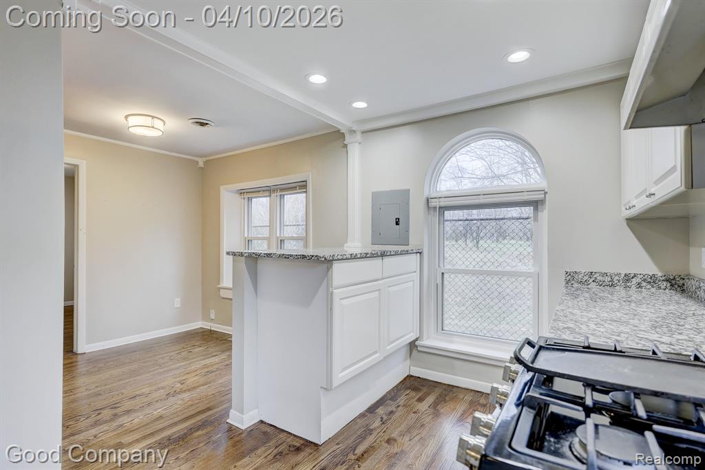 703 Gardenia Avenue, Royal Oak, MI 48067 — Photo 17