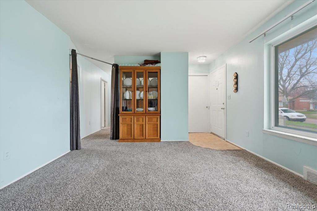 4759 Bernice Avenue, Warren, MI 48091 — Photo 9
