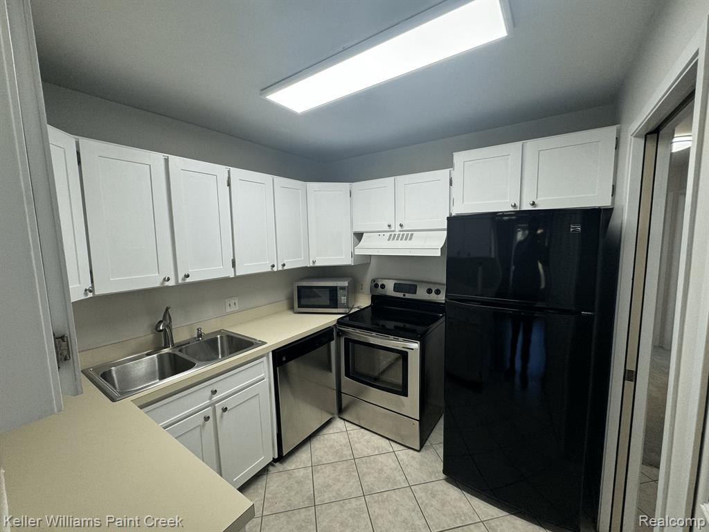 376 CONCORD, 4, Bloomfield Hills, MI 48304 — Photo 7