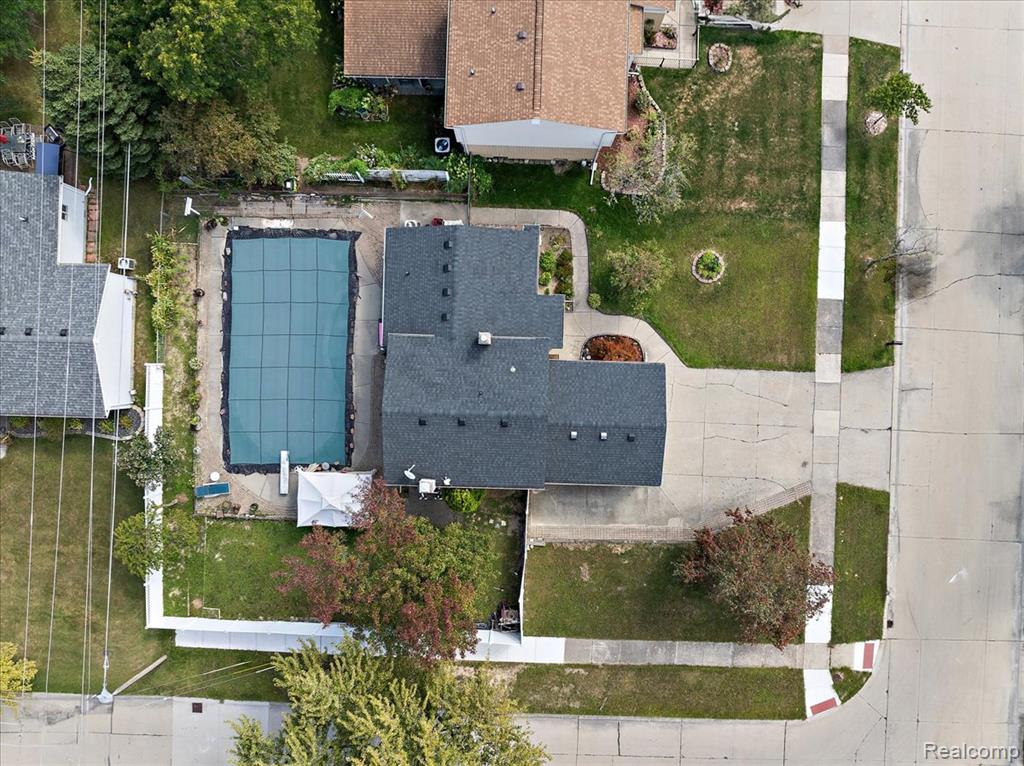 40058 Fraser Drive, Sterling Heights, MI 48310 — Photo 55