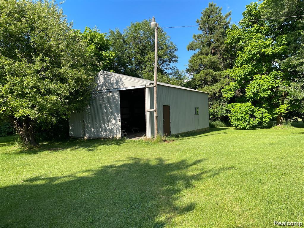 11424 W Corunna Road, Lennon Vlg, MI 48449 — Photo 31