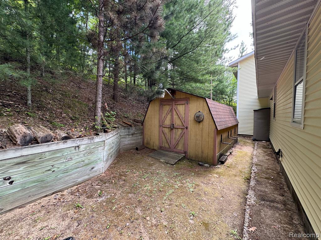 5940 Oak Rd Road, Rose City, MI 48654 — Photo 16