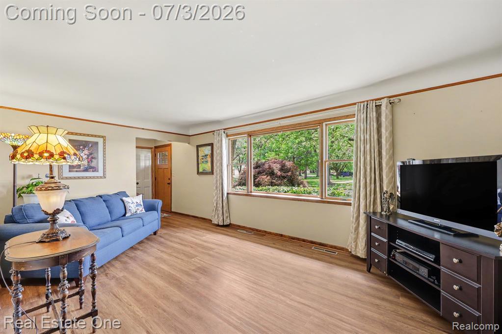 400 Juliet Drive, Almont, MI 48003 — Photo 6