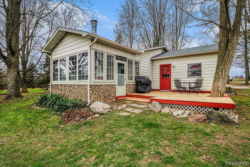 6181 LOBDELL Road, Linden, MI 48451 — Photo 2