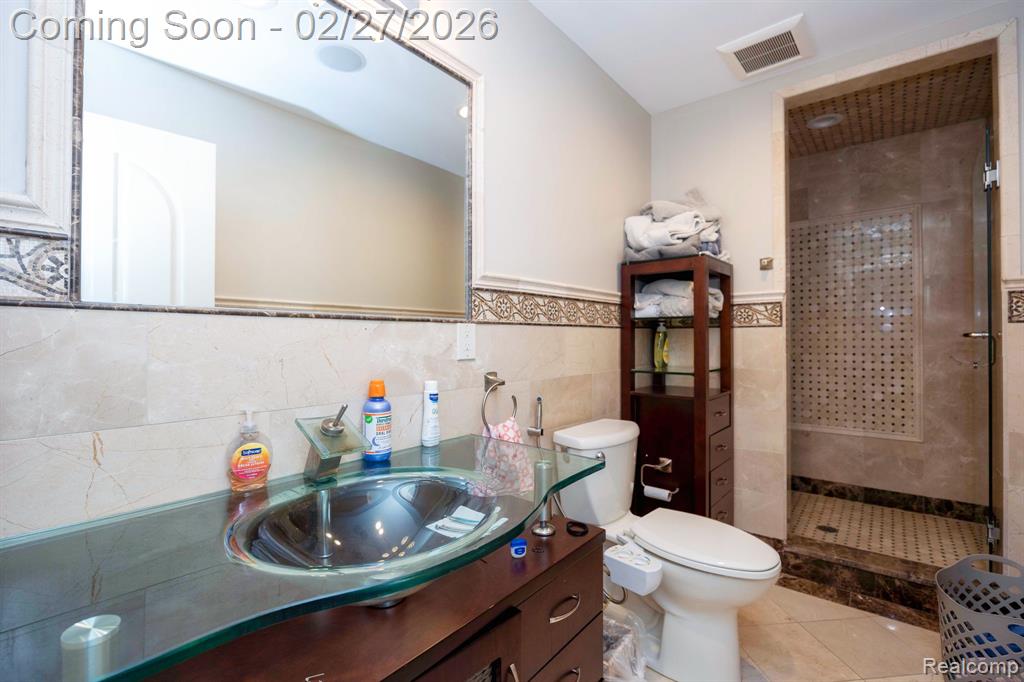 6616 Fairwood Drive, Dearborn Heights, MI 48127 — Photo 63