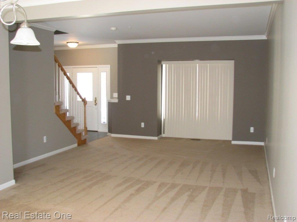 743 Aaron Drive, Highland, MI — Photo 9