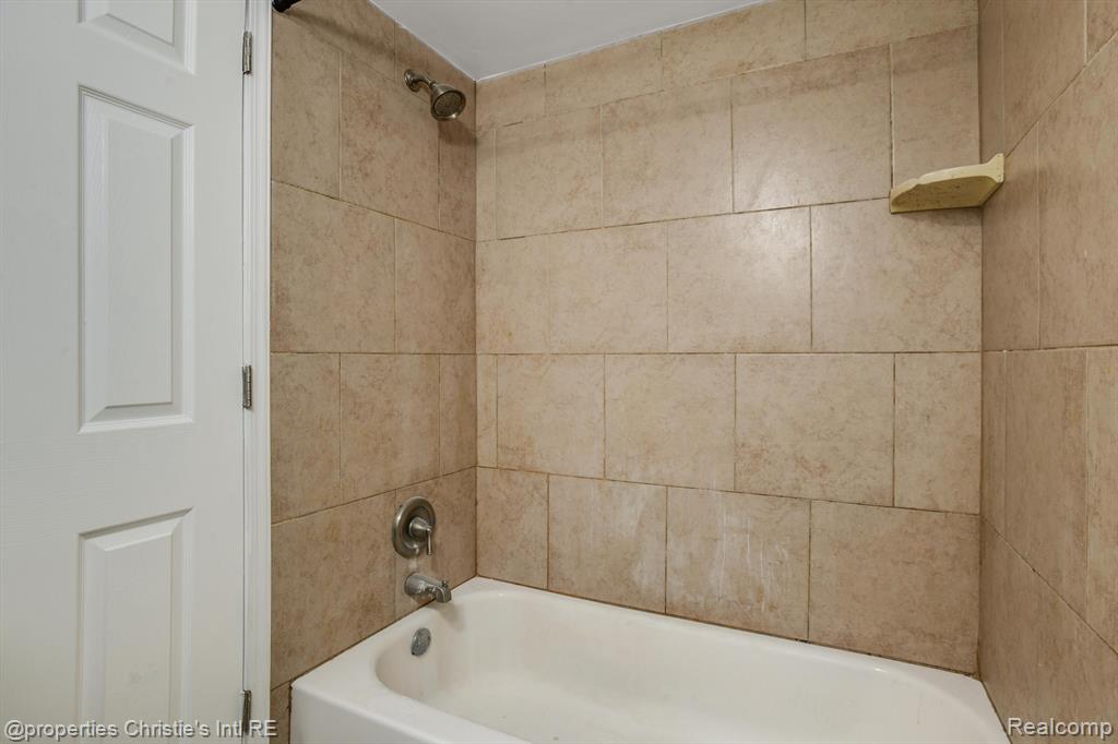 30248 SOUTHFIELD Road, 181, Southfield, MI 48076 — Photo 12