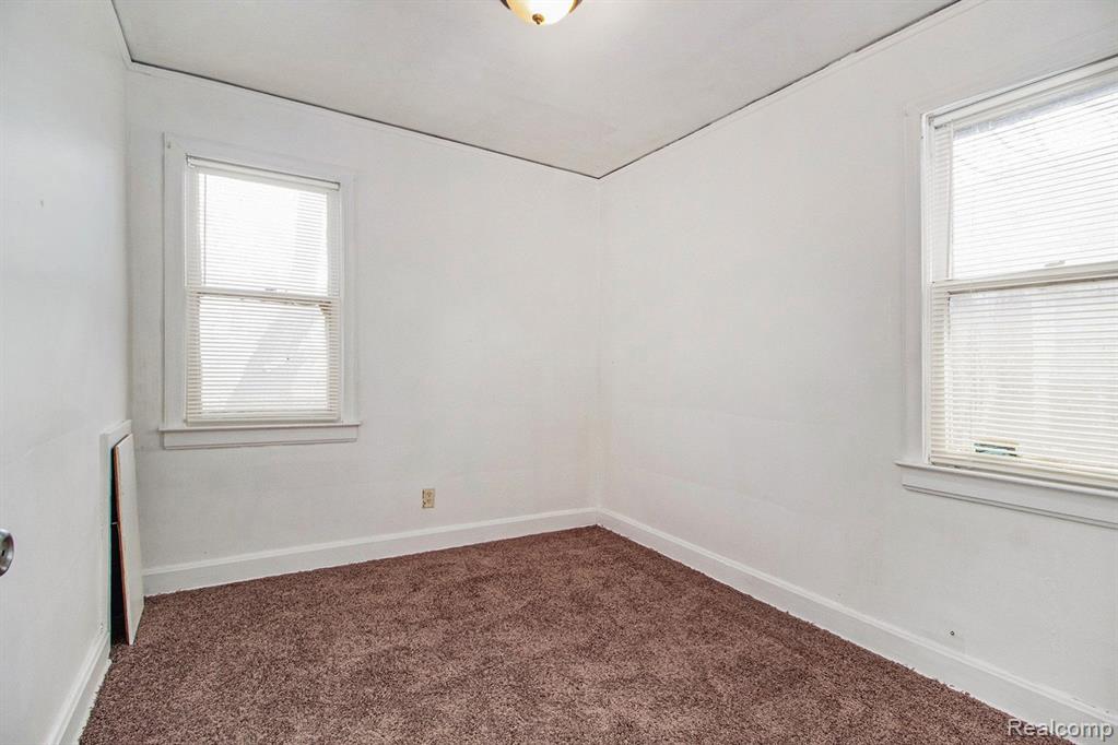 8100 ROBSON Street, Detroit, MI 48228 — Photo 7