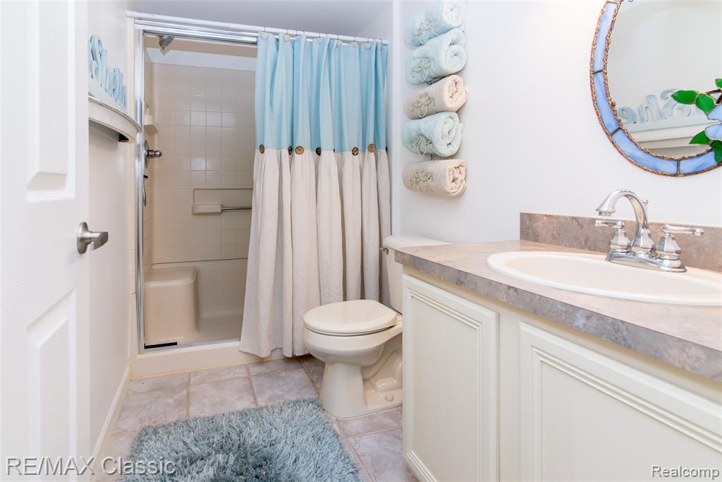 4655 Summer Ridge Drive, 17, Howell, MI 48843 — Photo 29