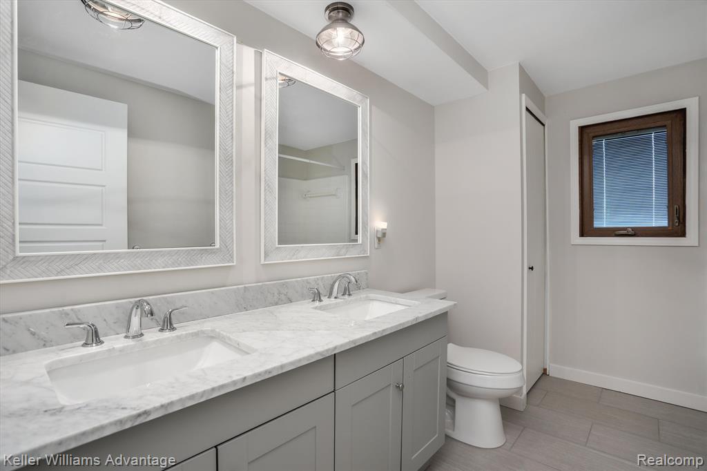 46671 BARRINGTON, Plymouth, MI 48170 — Photo 28