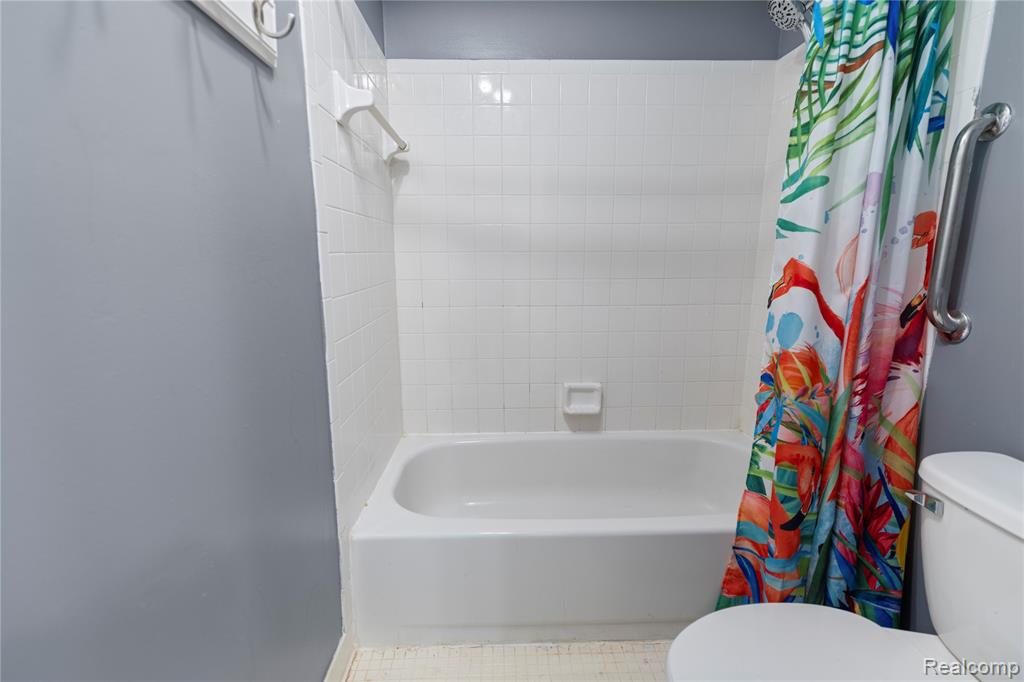 503 Thornehill Trail, Oxford, MI 48371 — Photo 34