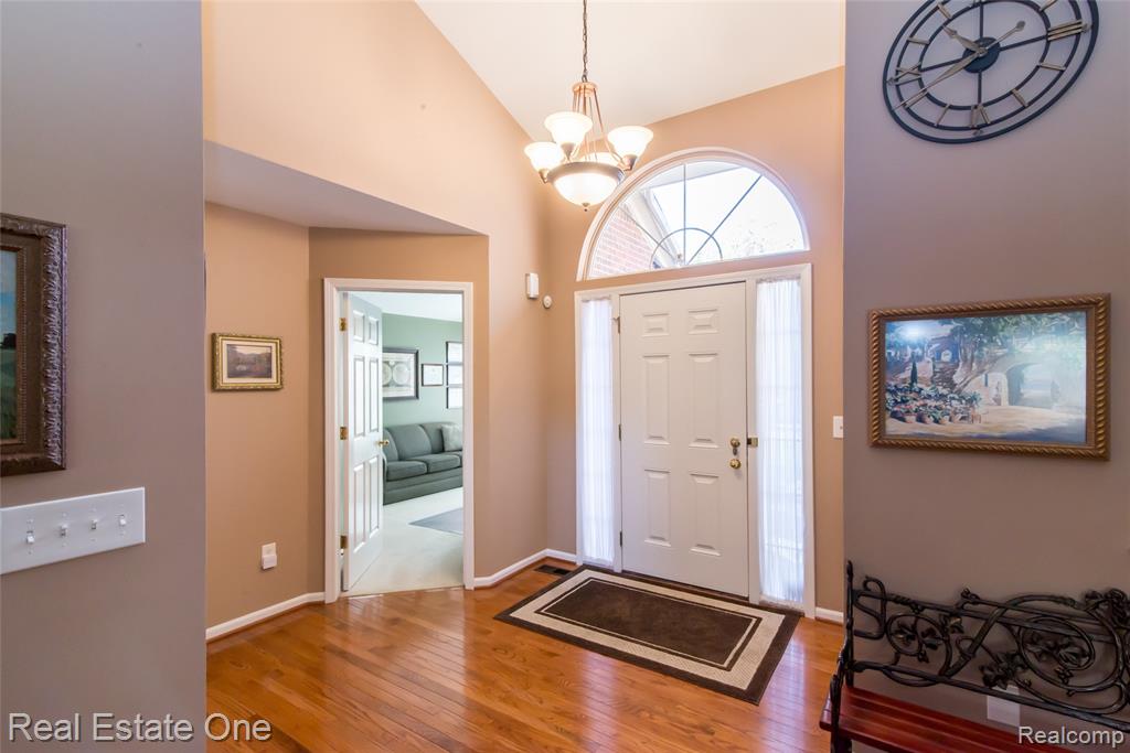 568 Woodhaven Drive, Walled Lake, MI 48390 — Photo 15