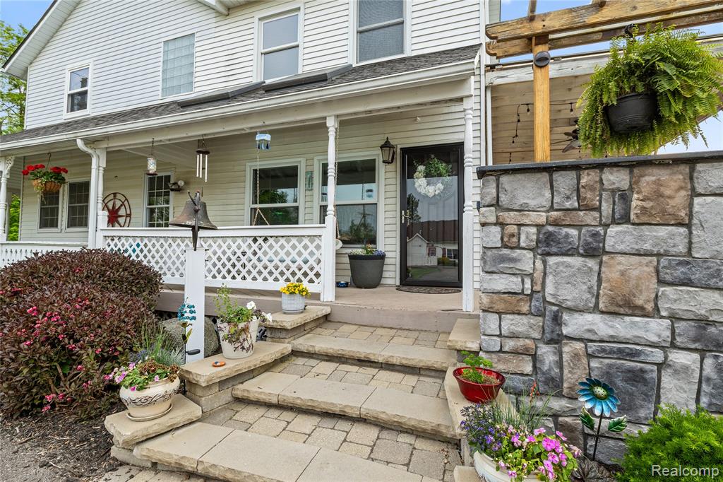 7739 Clyde Road, Fenton, MI 48430 — Photo 2