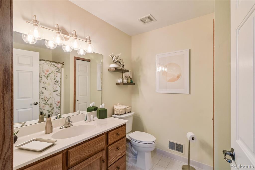 935 Mildred J Court, Brighton, MI 48116 — Photo 19