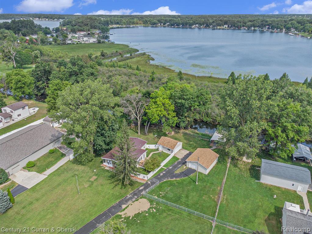 10228 Rexford Road, Grass Lake, MI 49240 — Photo 2