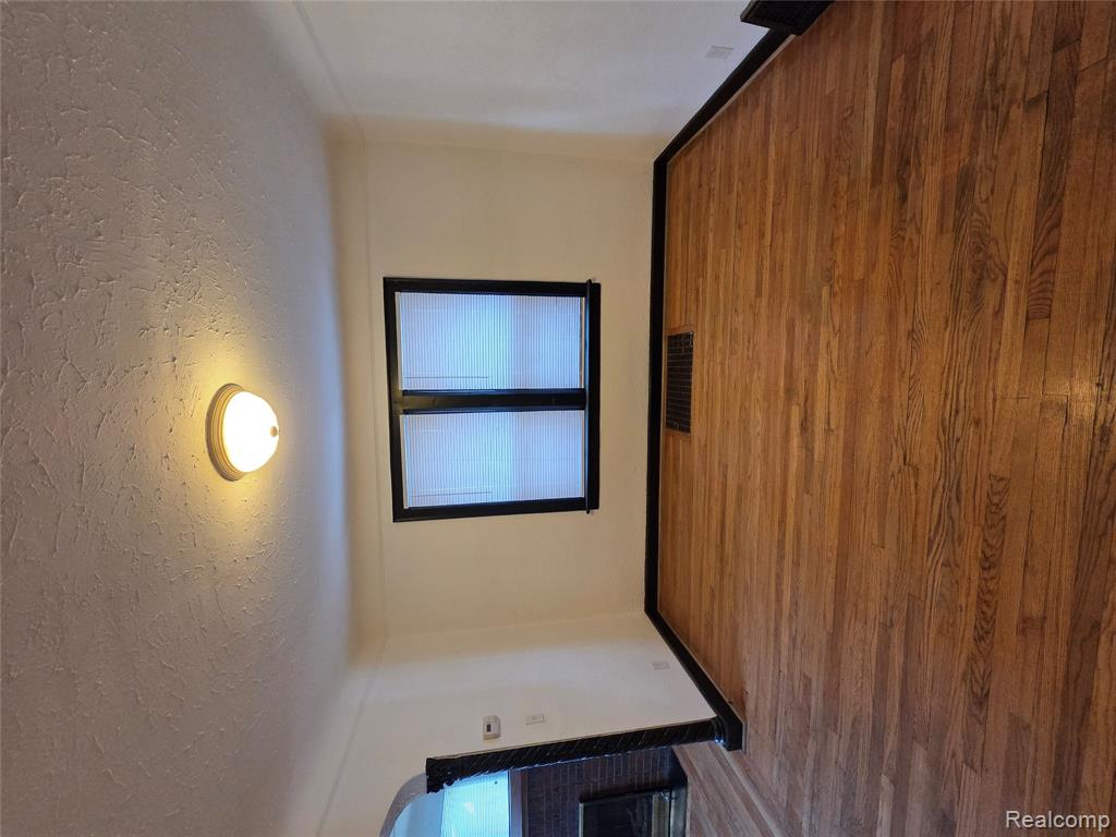 15736 Ohio Street, Detroit, MI 48238 — Photo 8