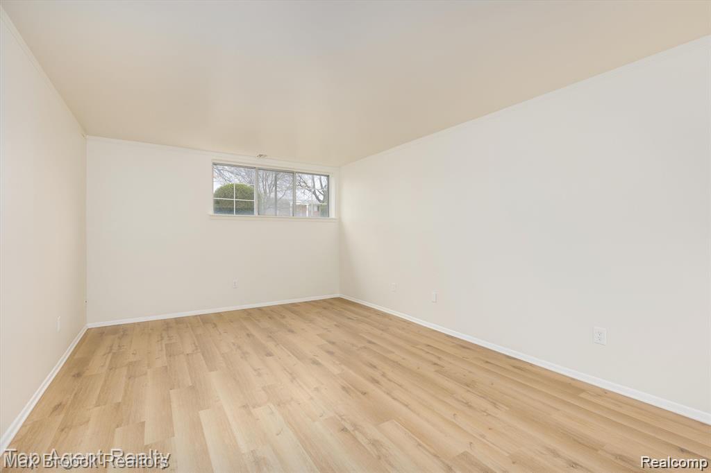 8251 Denwood Drive, G1, Sterling Heights, MI 48312 — Photo 10