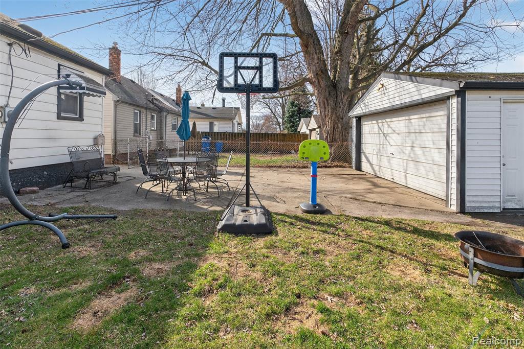 4140 Syracuse Street, Dearborn Heights, MI 48125 — Photo 30