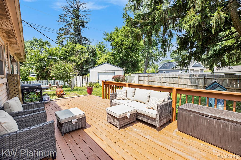 8125 Ogden Drive, Sterling Heights, MI 48314 — Photo 20