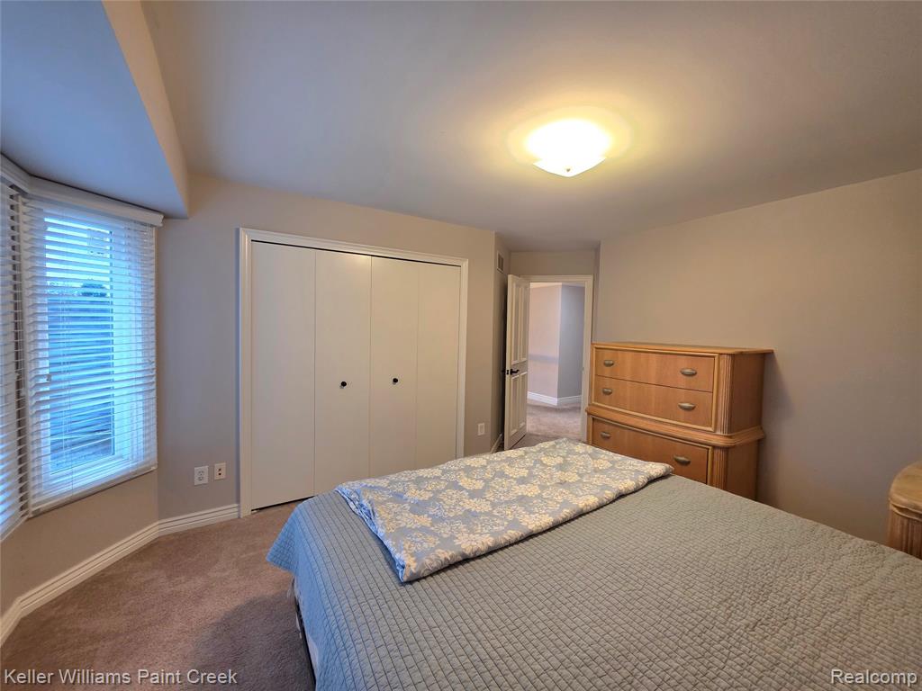 52921 Sawmill Creek Drive, Macomb, MI 48042 — Photo 25