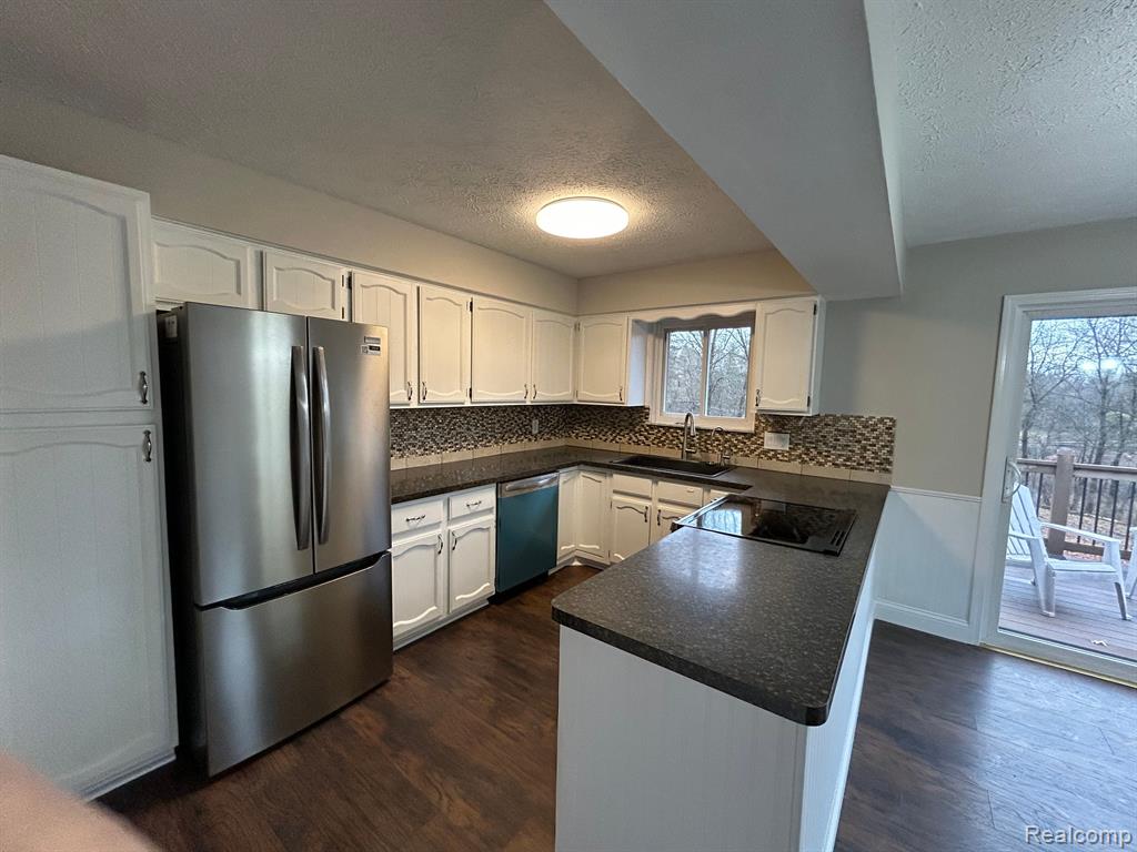 400 WOLFE Road, Ortonville, MI 48462 — Photo 14