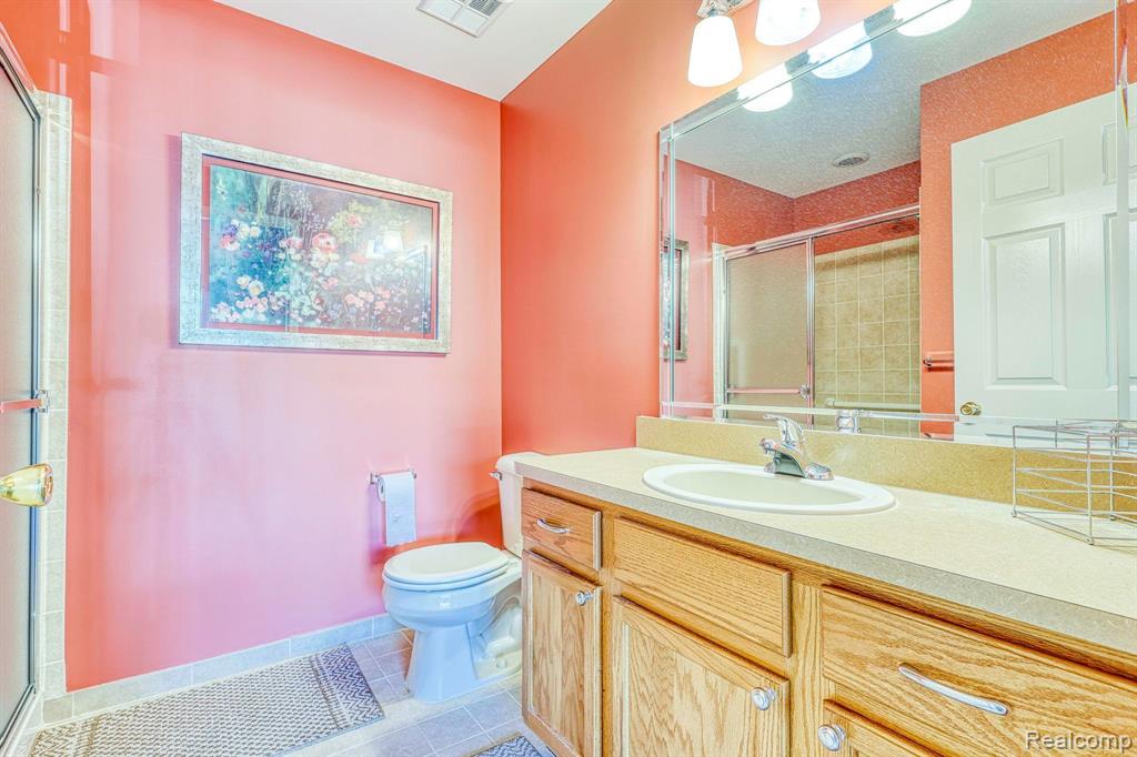 1828 FLAGSTONE Circle, Rochester, MI 48307 — Photo 19