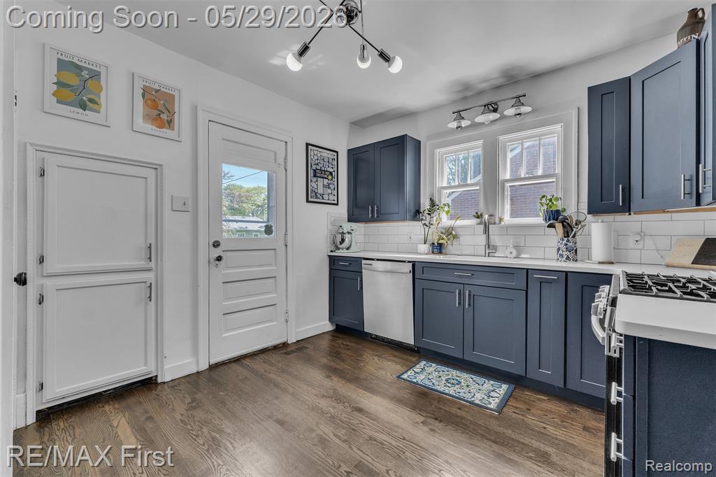 76 Gallup Street, Mount Clemens, MI 48043 — Photo 12