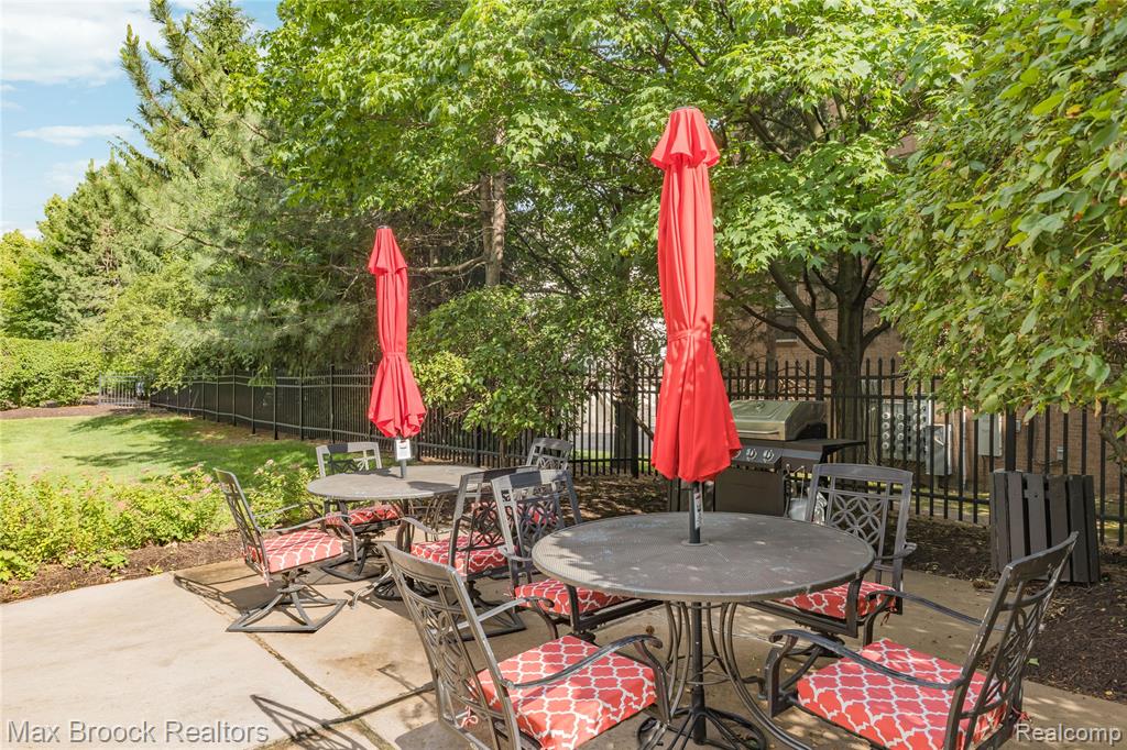 5000 Town Center, 2605, Southfield, MI 48075 — Photo 37