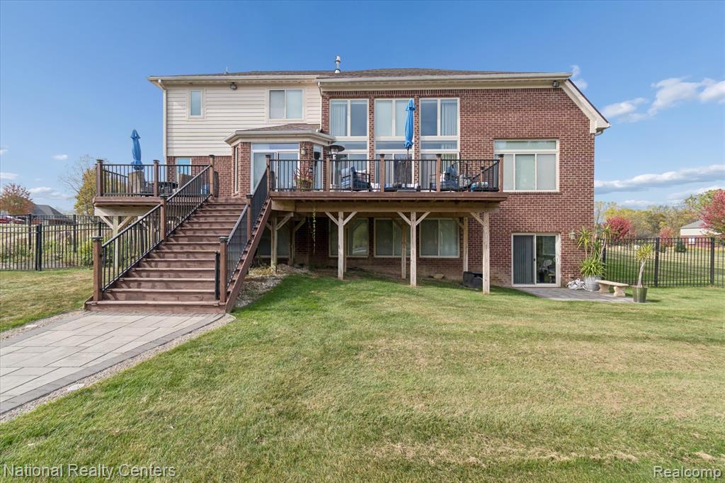 9888 Meadow View Court, Northville, MI 48167 — Photo 76