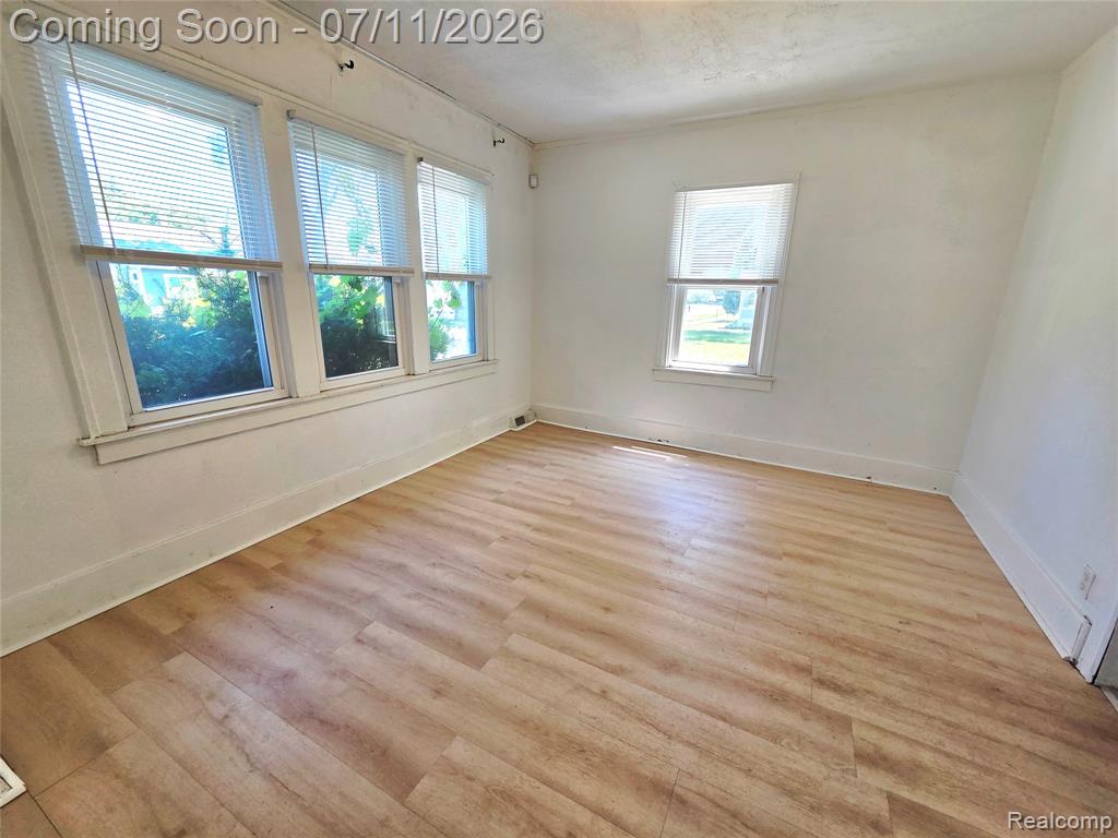 5021 Anatole Street, Grosse Pointe, MI 48236 — Photo 6