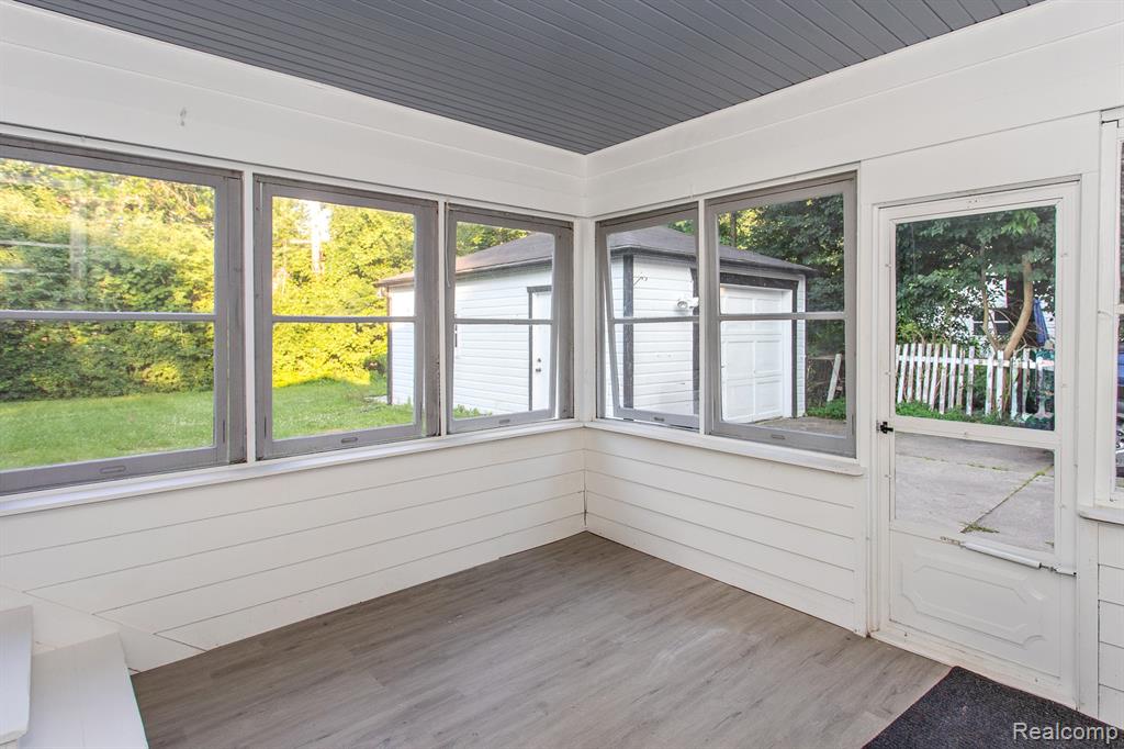 4056 Robina Avenue, Berkley, MI 48072 — Photo 32