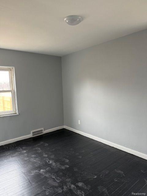 5710 NOTTINGHAM Road, Detroit, MI 48224 — Photo 8