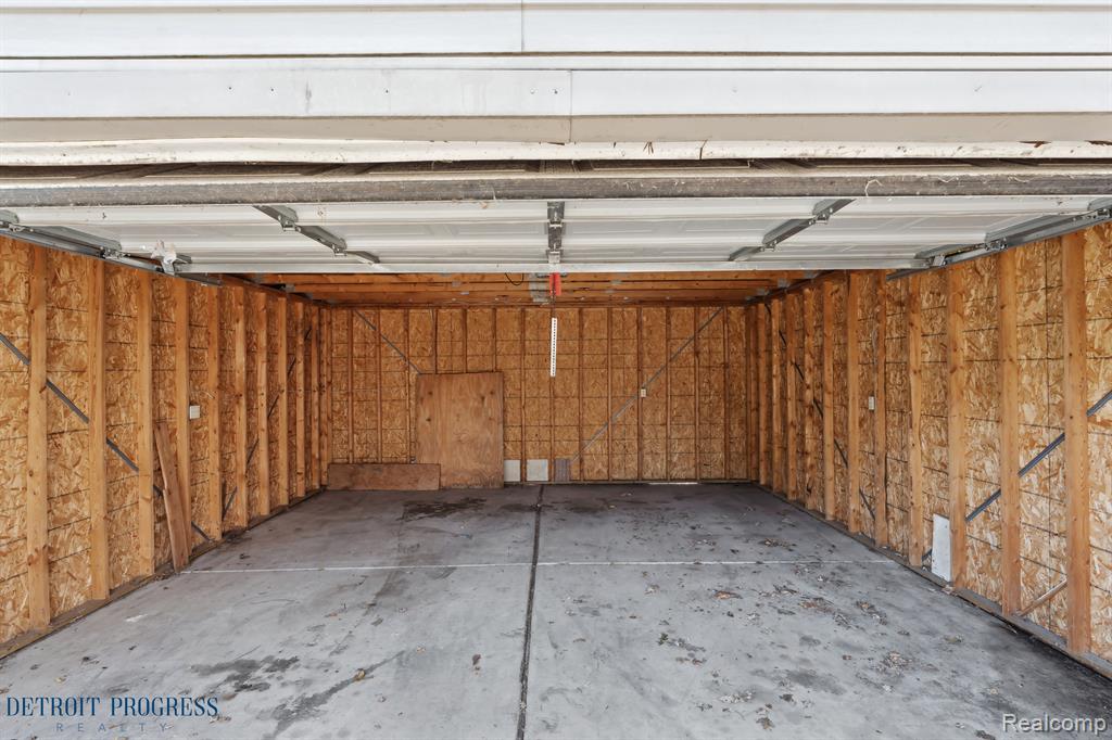 9327 FIELDING Street, Detroit, MI 48228 — Photo 13