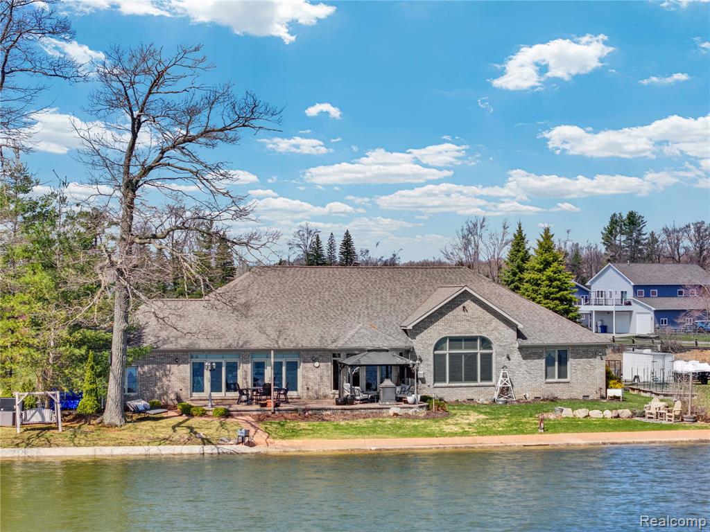 130 Whites Court, Houghton Lake, MI, 48629