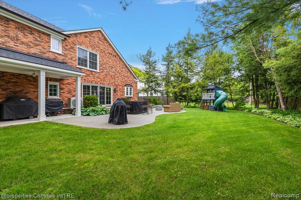 586 Fairfax Street, Birmingham, MI 48009 — Photo 63