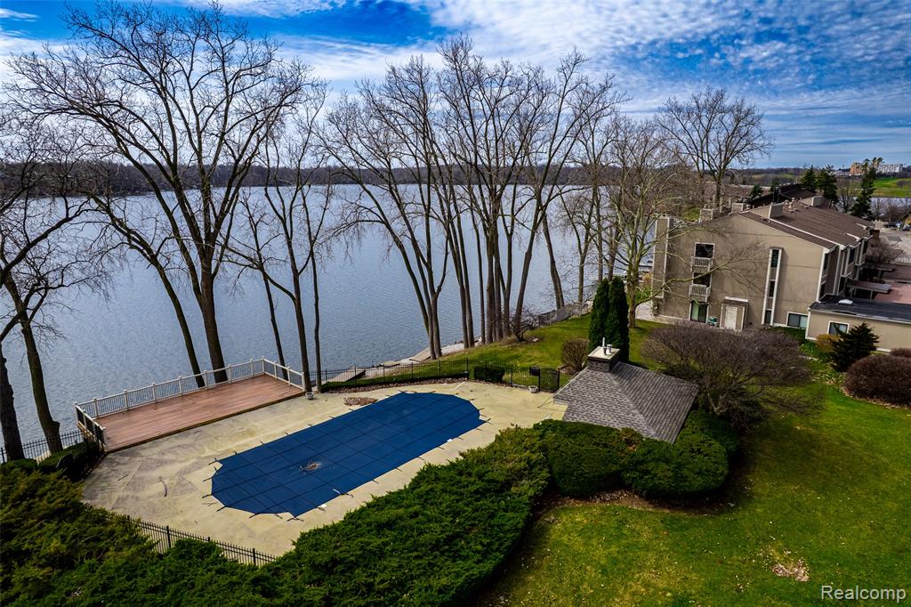 1695 Cliffs Landing, 302, Ypsilanti, MI 48198 — Photo 39