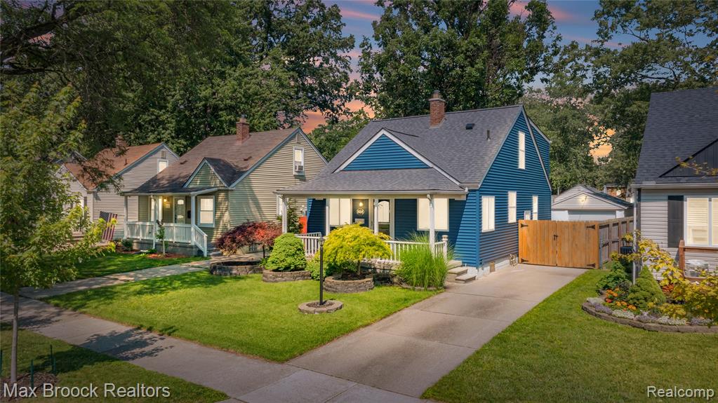 808 N Edgeworth Avenue, Royal Oak, MI 48067 — front exterior