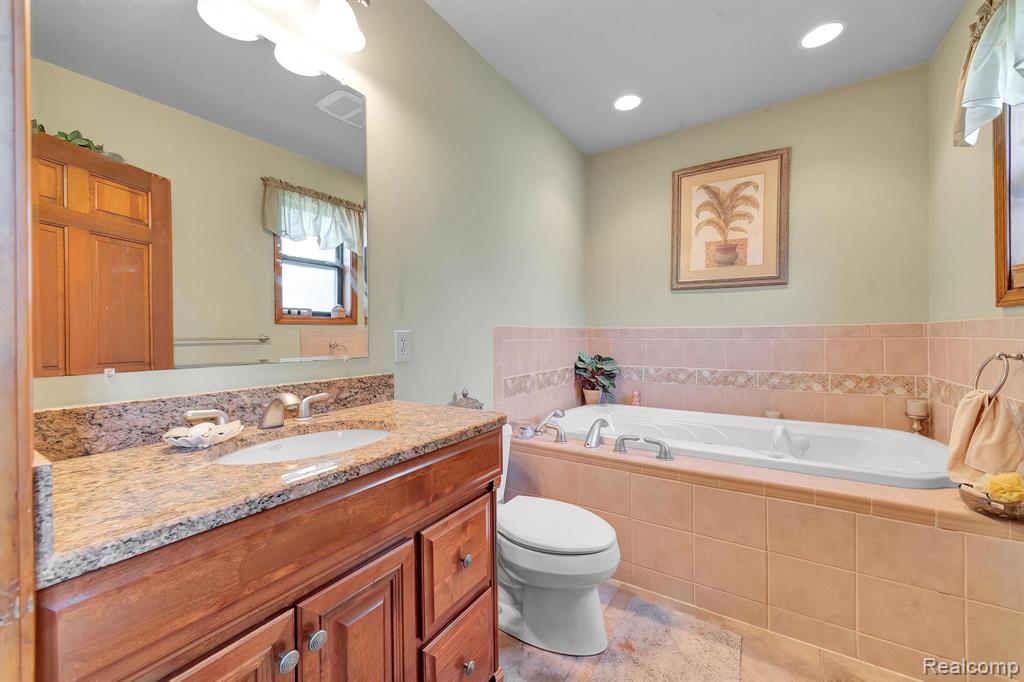 429 Edgewater, Algonac, MI 48001 — Photo 25
