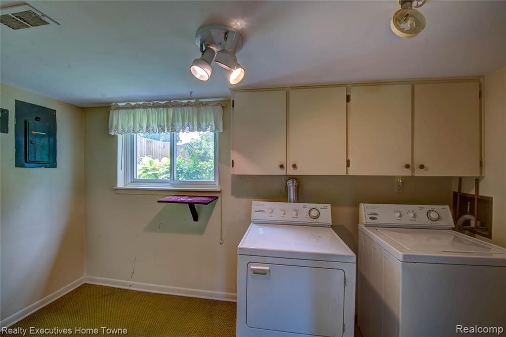 536 Central Street, Marysville, MI 48040 — Photo 27