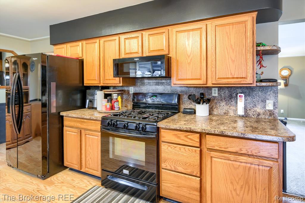 9050 E Bristol Road, Davison, MI 48423 — Photo 65