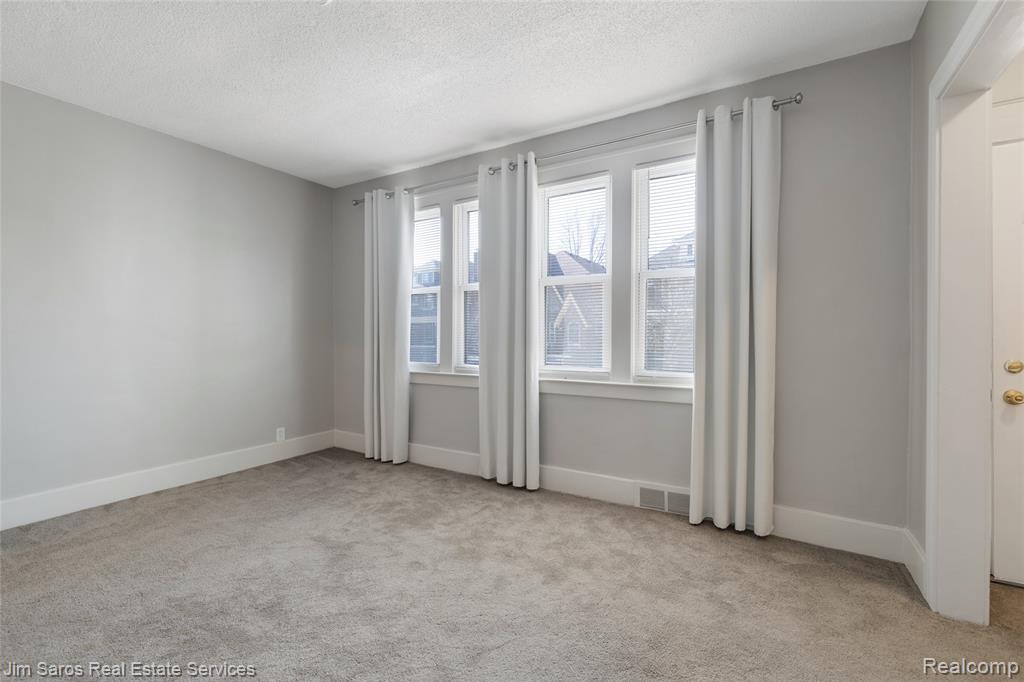 926-928 NOTTINGHAM, Grosse Pointe Park, MI 48230 — Photo 15