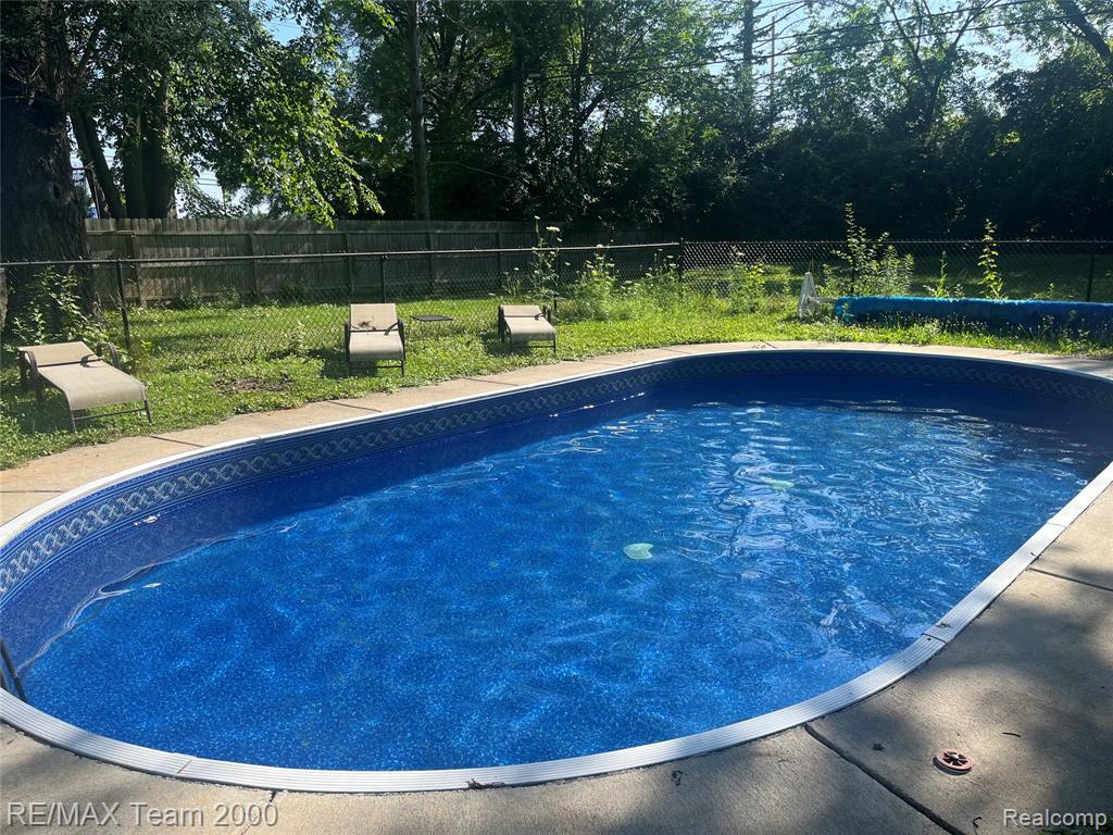 23044 Lake Way, Farmington, MI 48336 — Photo 4