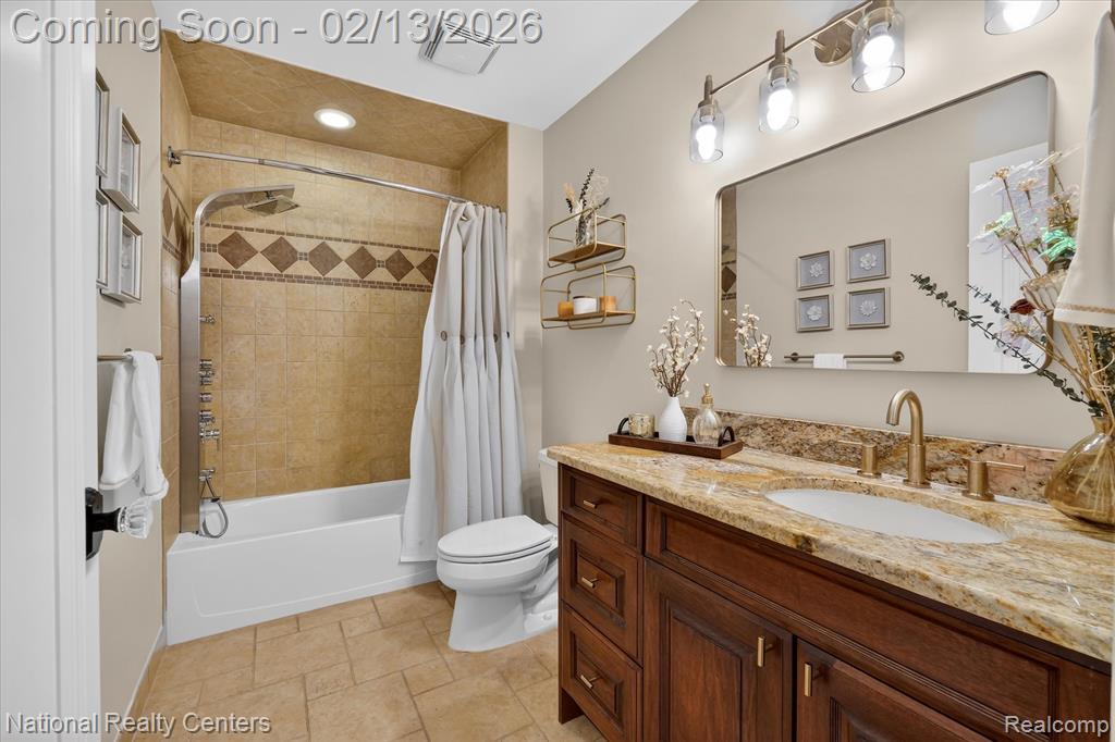 721 Elderberry Court N, Walled Lake, MI 48390 — Photo 32