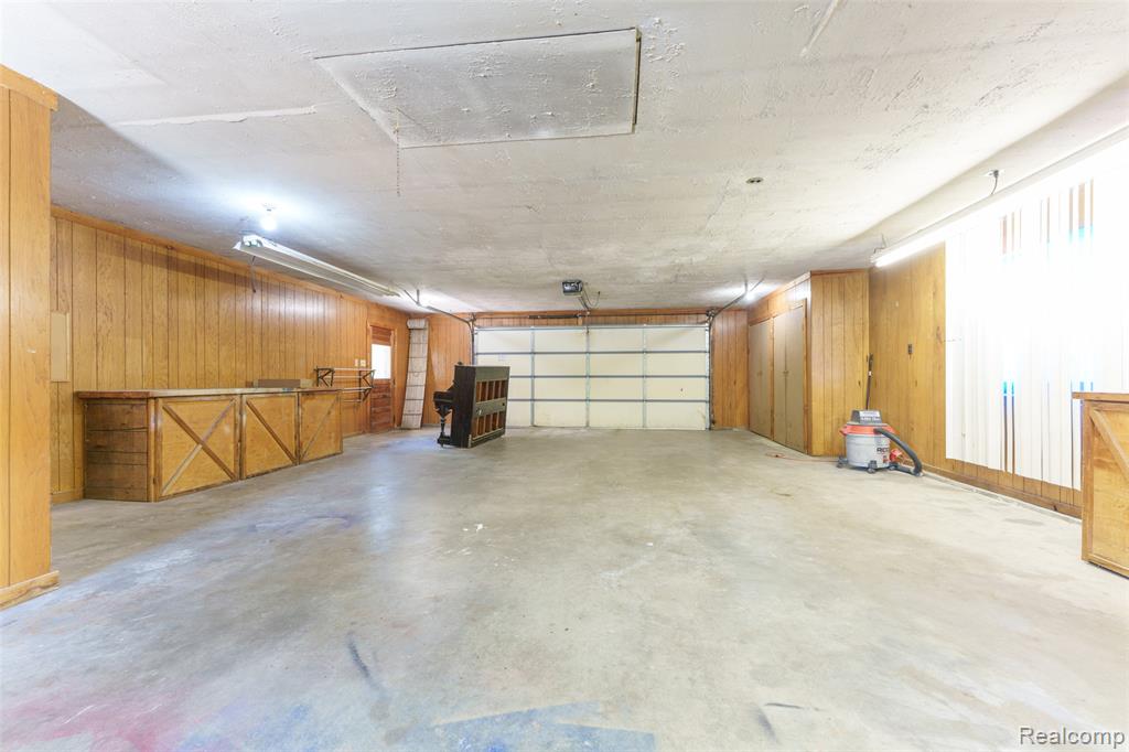 2653 Porcupine Trail, Lapeer, MI 48446 — Photo 24