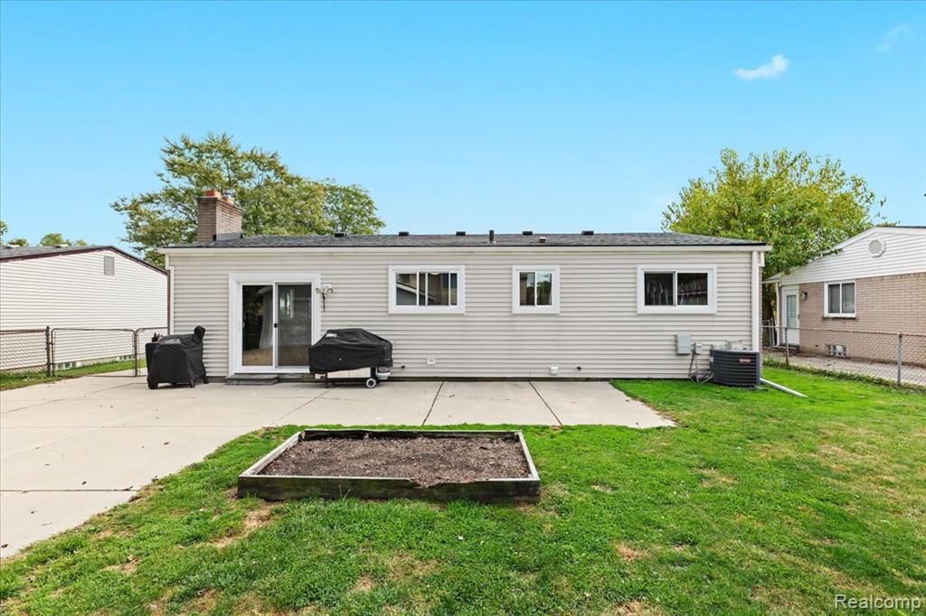 41928 Old Bridge Road, Canton, MI 48188 — Photo 29