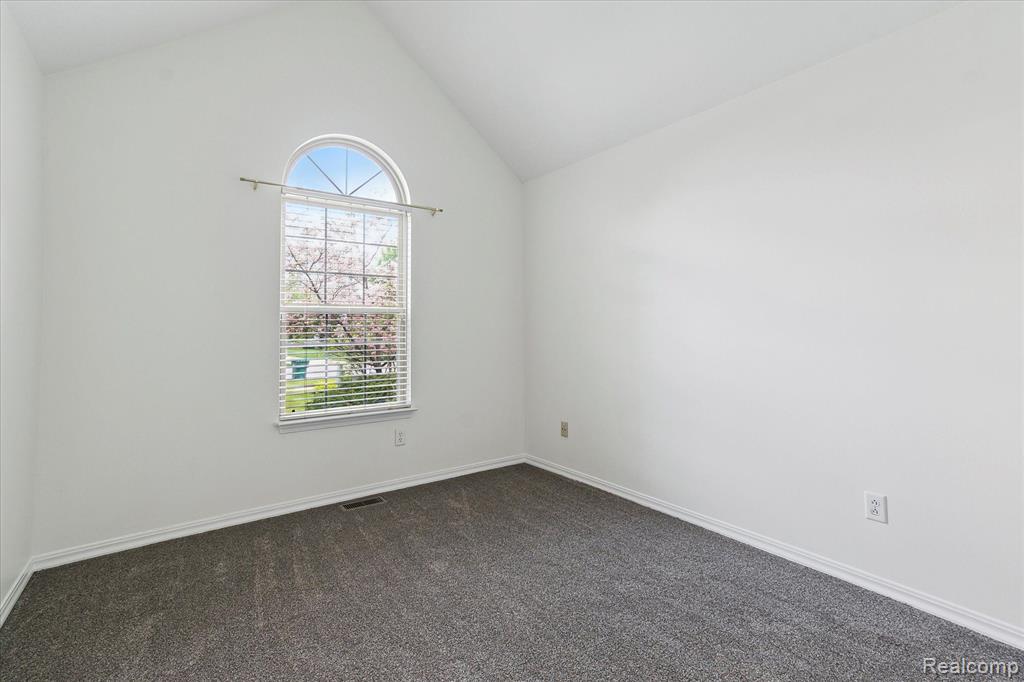 5496 MICHAEL Drive, Ypsilanti, MI 48197 — Photo 32