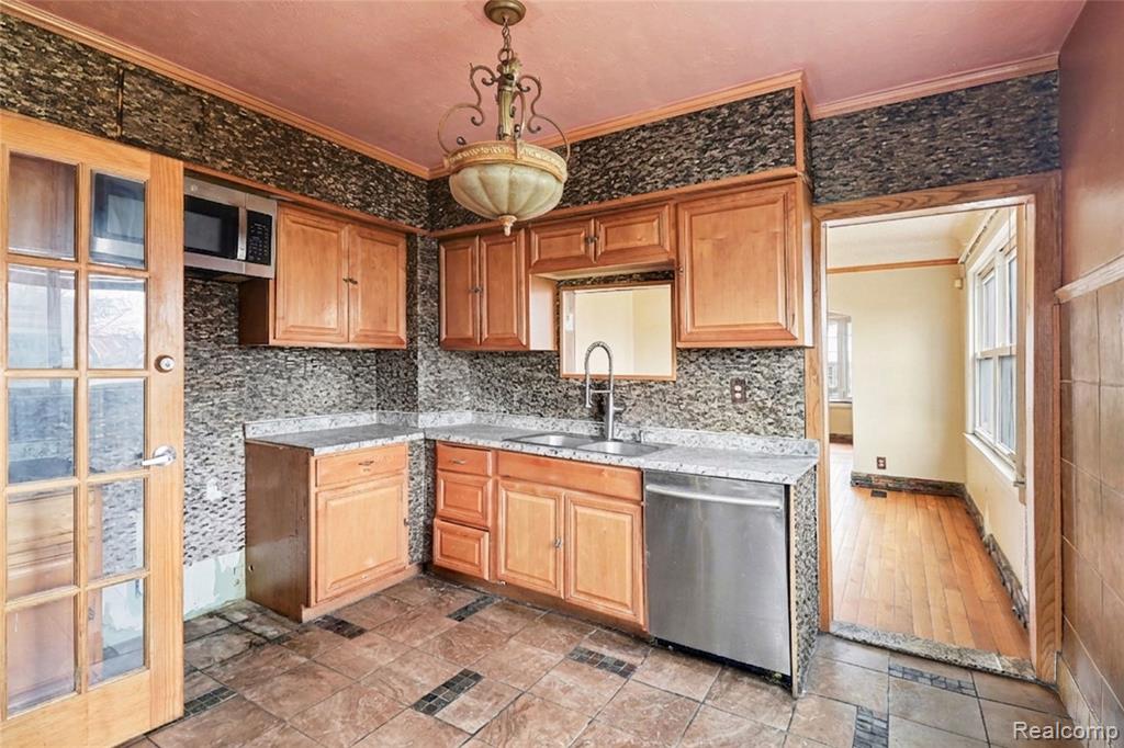 5719 Haverhill Street, Detroit, MI 48224 — Photo 9