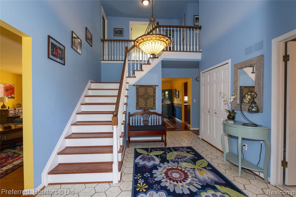 9350 Colony Farm Court, Plymouth, MI 48170 — Photo 5