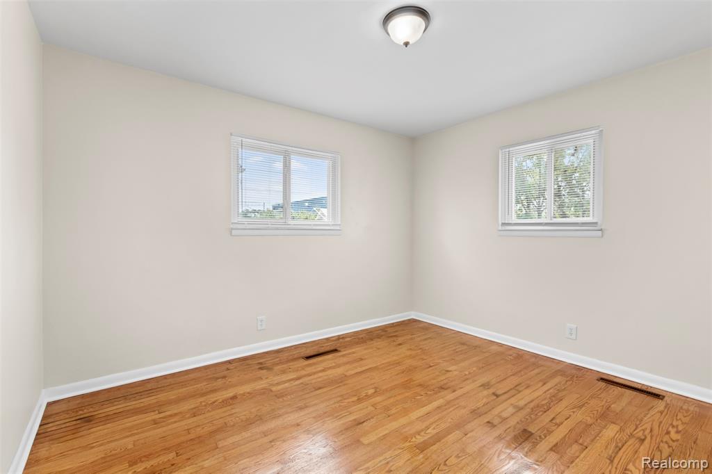 7235 Stout Street, Detroit, MI 48228 — Photo 17